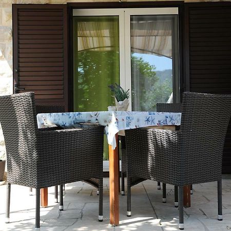 Apartments Marcela Stari Grad  Luaran gambar